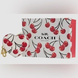 NEW Coach Limited Edition Boxed Leather Heart Coin Purse Chalk w/ Cherry Print